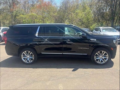 2022 GMC Yukon XL Denali