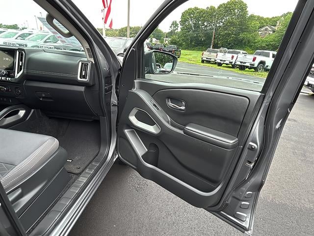 2025 Nissan Frontier Crew Cab Long Bed SV 4x4