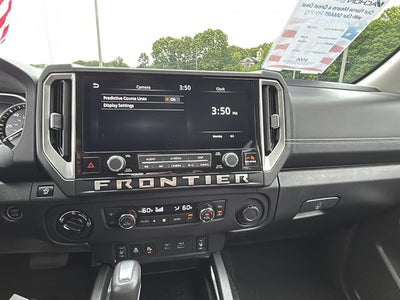 2025 Nissan Frontier Crew Cab Long Bed SV 4x4