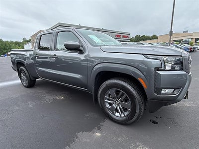 2025 Nissan Frontier Crew Cab Long Bed SV 4x4