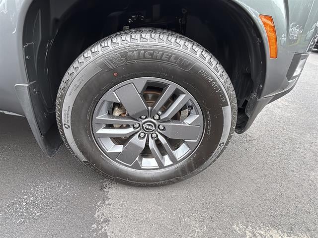 2025 Nissan Frontier Crew Cab Long Bed SV 4x4
