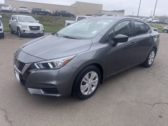 2022 Nissan Versa Sedan S