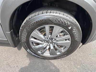2025 Nissan Pathfinder SV 4WD