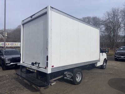 2026 GMC Savana Cutaway 3500 1WT