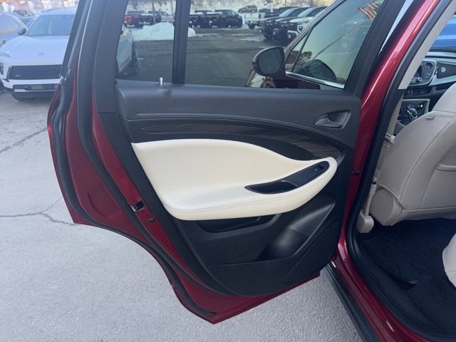 2020 Buick Envision Essence Group