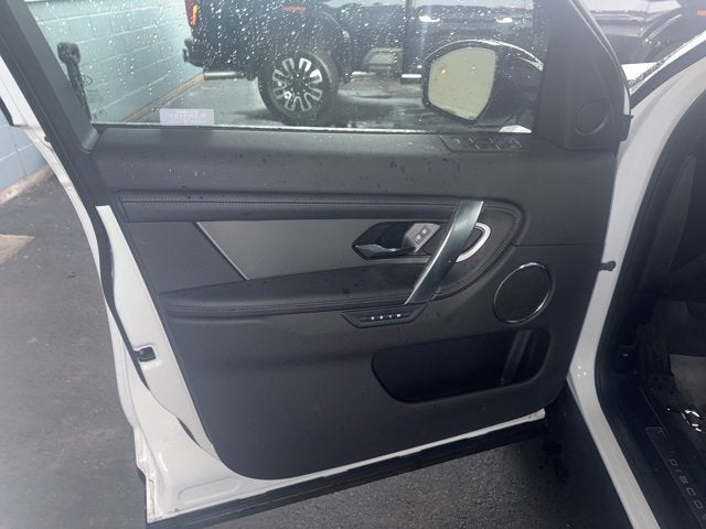 2025 Land Rover Discovery Sport Dynamic SE