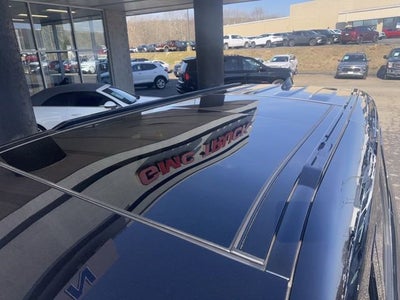 2024 Land Rover Defender 110 P400 X-Dynamic SE