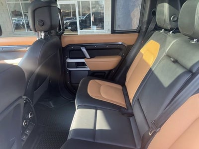2024 Land Rover Defender 110 P400 X-Dynamic SE