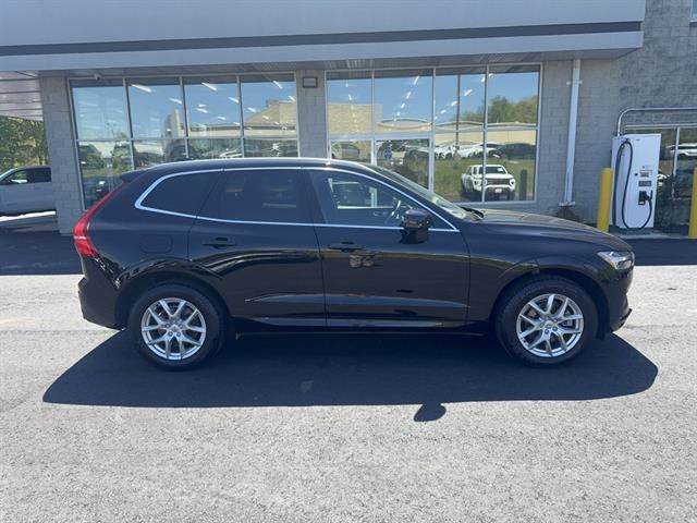 2021 Volvo XC60 T5 Momentum