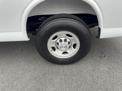 2025 Chevrolet Express Cargo WT