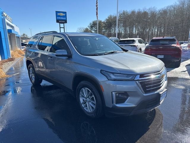 2023 Chevrolet Traverse LT Leather
