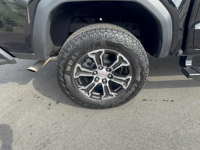 2024 GMC Canyon AT4