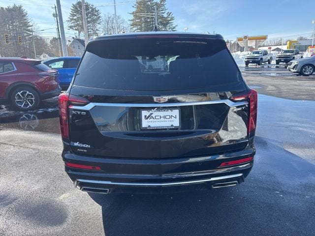 2024 Cadillac XT6 Luxury