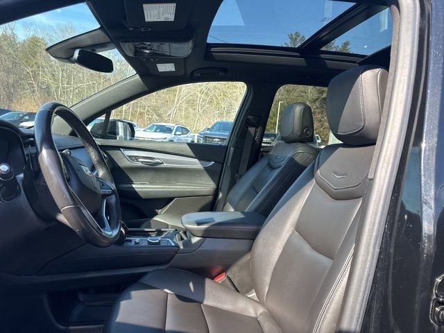 2024 Cadillac XT6 Luxury