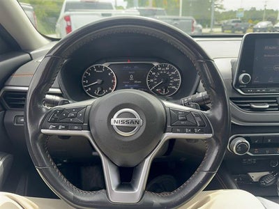 2022 Nissan Altima SR Intelligent AWD