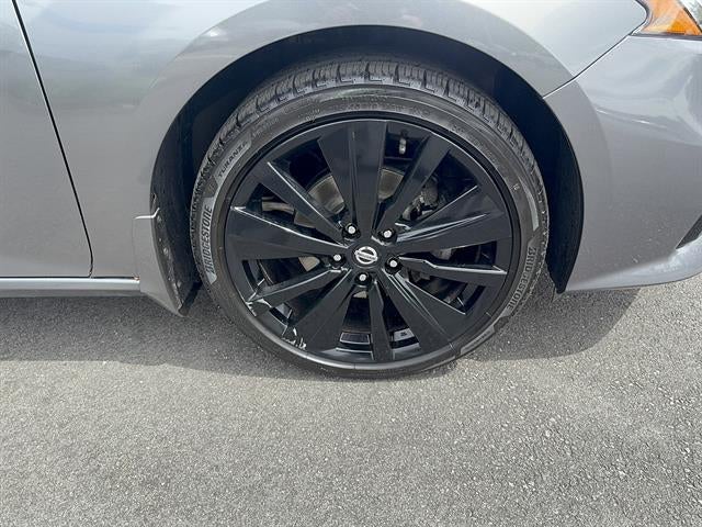 2022 Nissan Altima SR Intelligent AWD