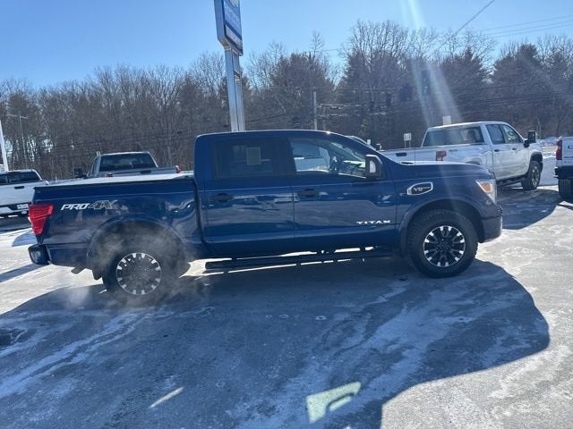 2017 Nissan TITAN PRO-4X
