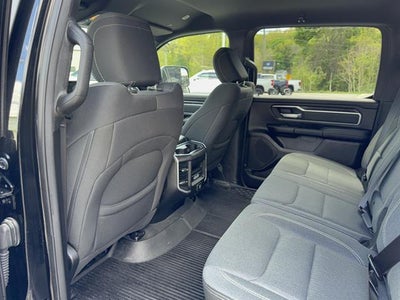 2022 RAM 1500 Big Horn Crew Cab 4x4 6'4" Box