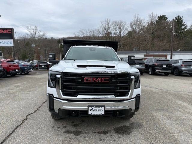 2026 GMC Sierra 3500 HD Chassis Cab Pro
