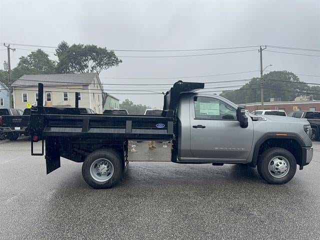 2026 GMC Sierra 3500 HD Chassis Cab Pro