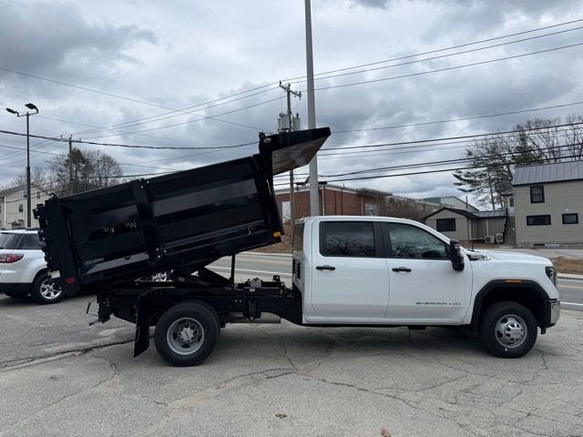 2026 GMC Sierra 3500 HD Chassis Cab Pro