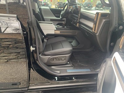 2024 GMC HUMMER EV SUV 2X
