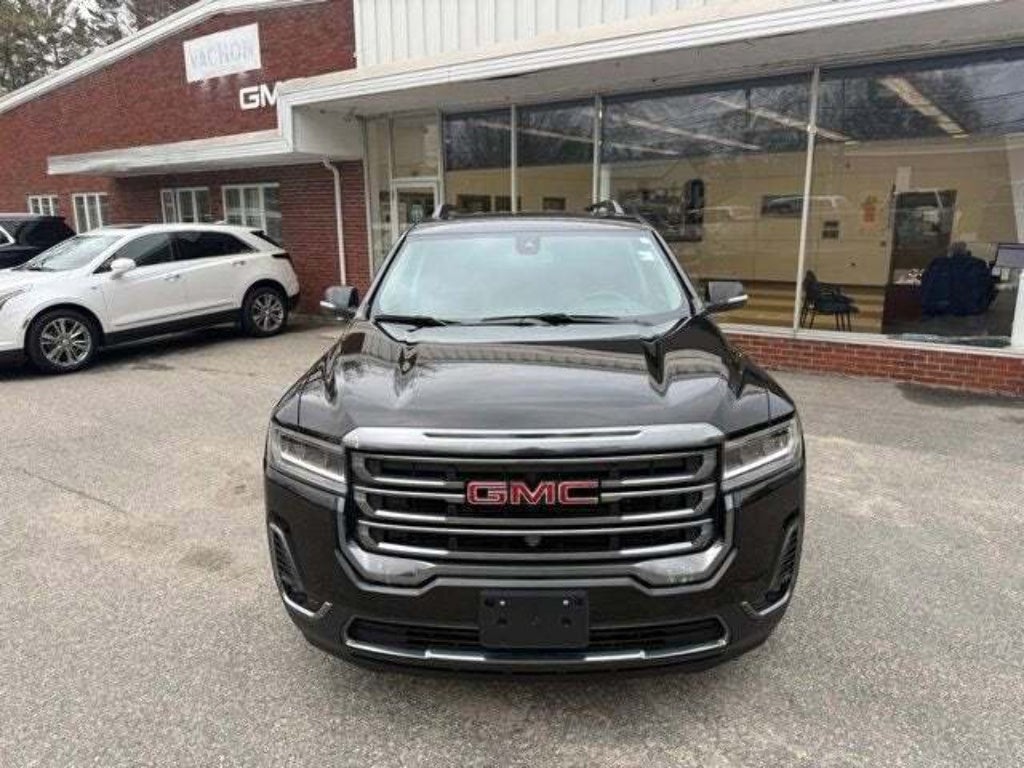 2023 GMC Acadia AT4