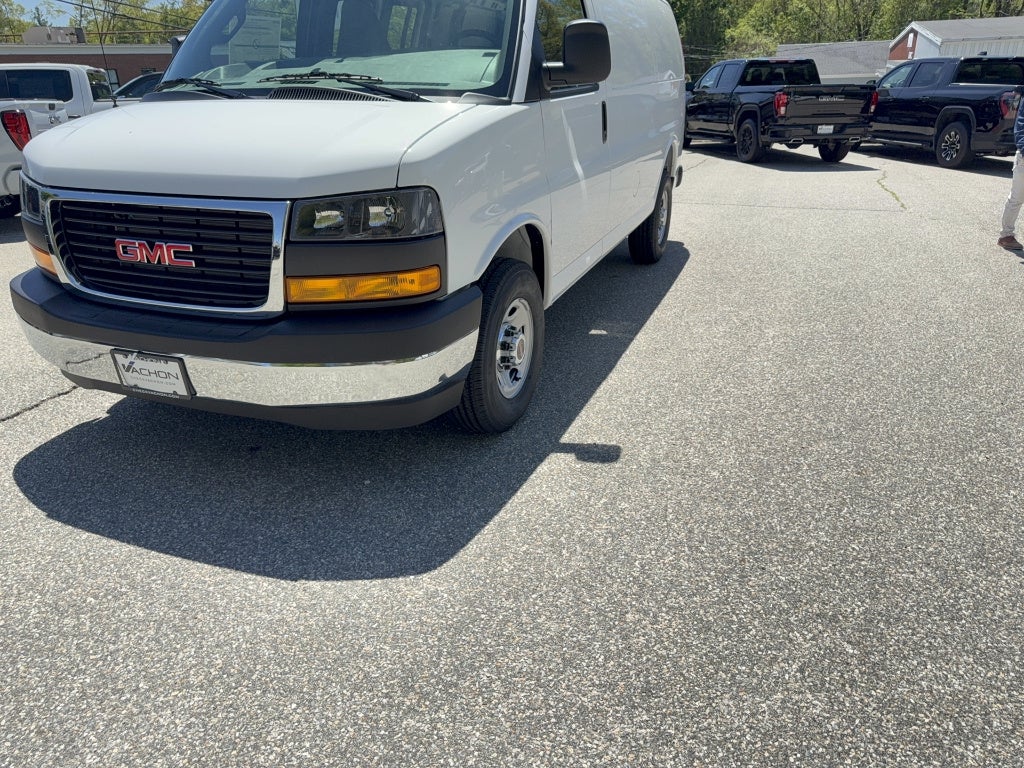 2026 GMC Savana 2500's photo