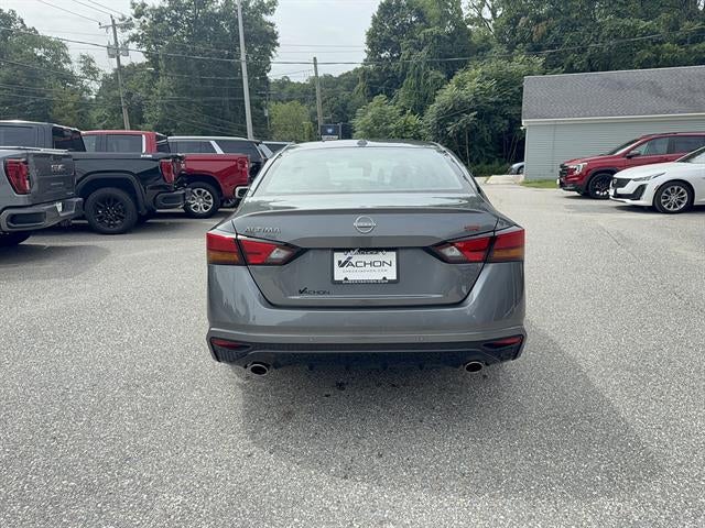 2025 Nissan Altima SR FWD