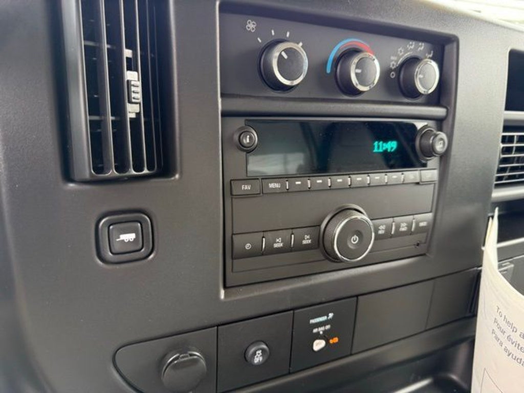 2026 GMC Savana Cutaway 3500 1WT