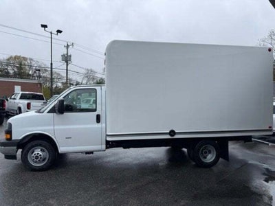 2026 GMC Savana Cutaway 3500 1WT