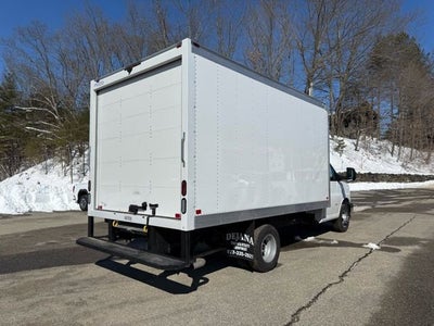 2026 GMC Savana Cutaway 3500 1WT