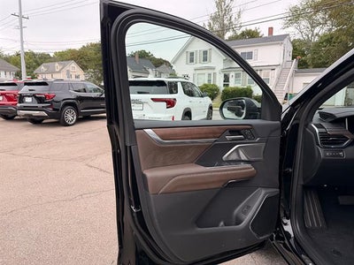 2027 GMC Acadia AWD Denali Ultimate
