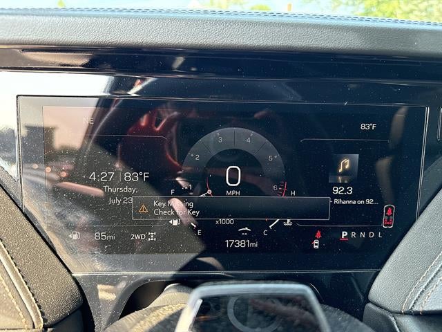 2025 GMC Yukon XL AT4