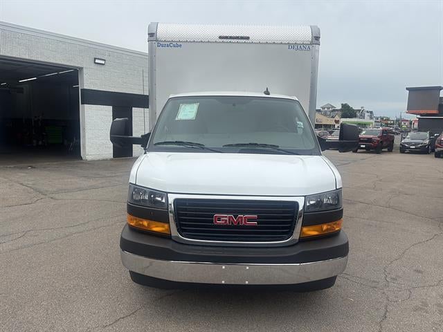 2026 GMC Savana Commercial Cutaway Van 159"