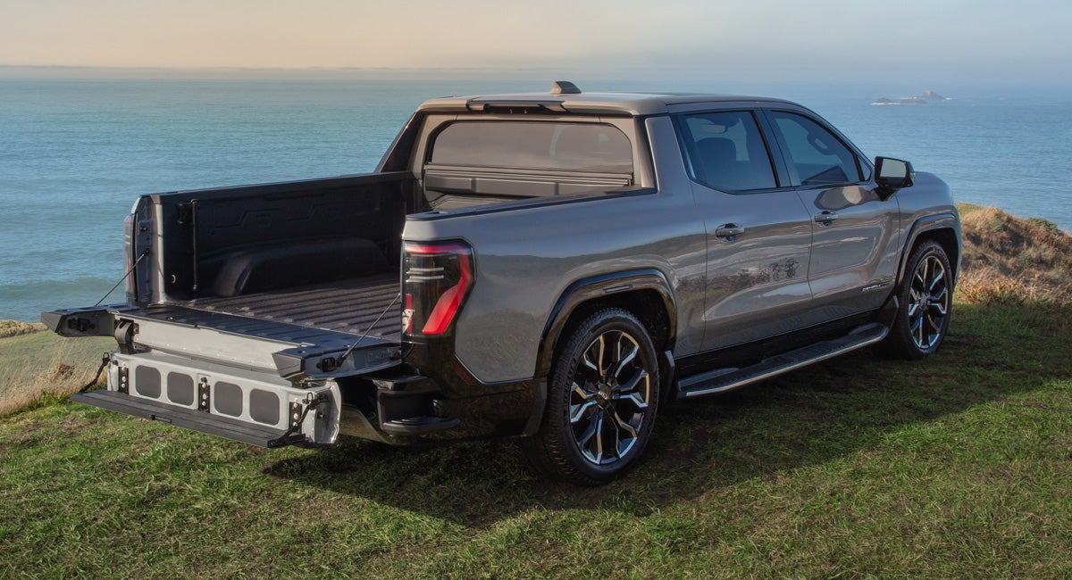 Vachon GMC in Putnam CT